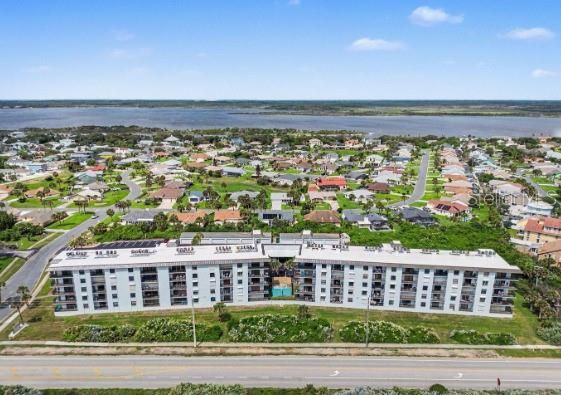 En Venta: $245,000 (2 camas, 2 baños, 876 Pies cuadrados)