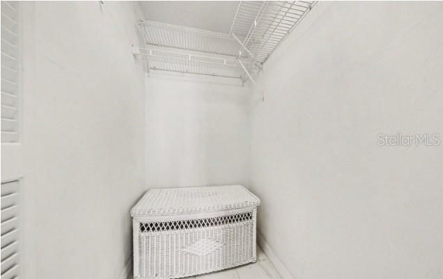 En Venta: $245,000 (2 camas, 2 baños, 876 Pies cuadrados)