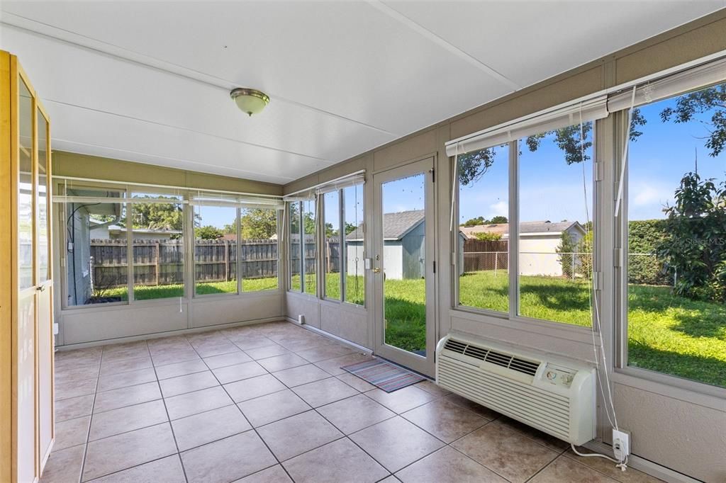 En Venta: $315,000 (3 camas, 2 baños, 1580 Pies cuadrados)