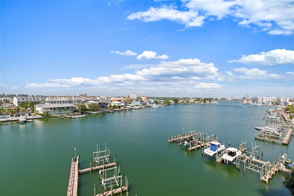 For Sale: $1,150,000 (3 beds, 2 baths, 1803 Square Feet)