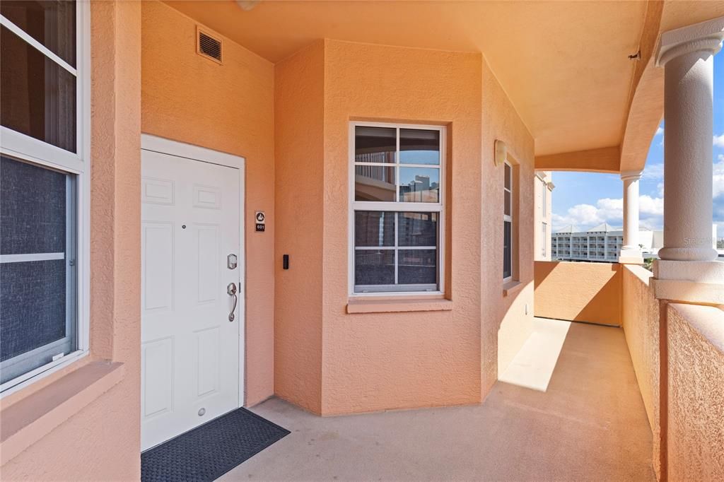 For Sale: $1,150,000 (3 beds, 2 baths, 1803 Square Feet)