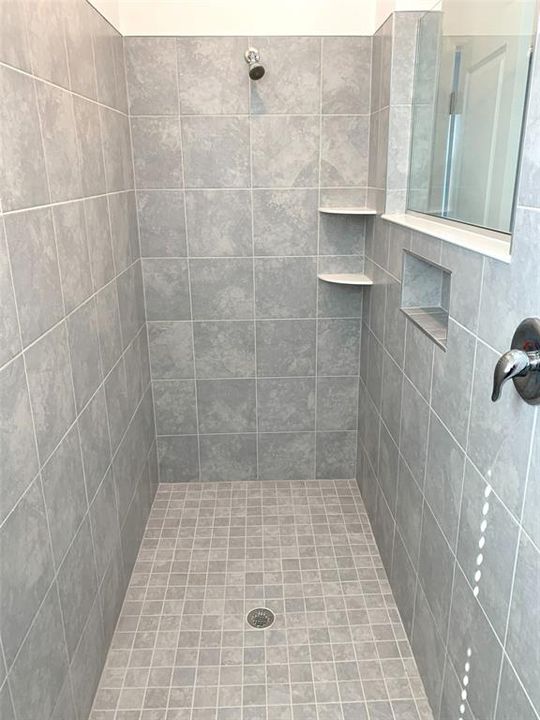 На продажу: $389,000 (3 спален, 2 ванн, 1782 Квадратных фут)