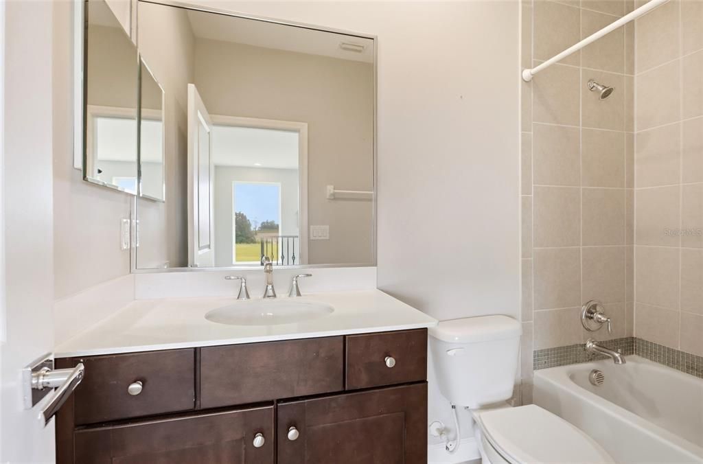 На продажу: $850,000 (4 спален, 3 ванн, 2910 Квадратных фут)
