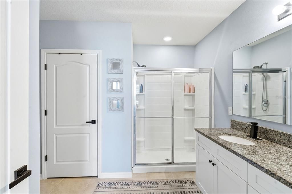 For Sale: $380,000 (4 beds, 2 baths, 1865 Square Feet)