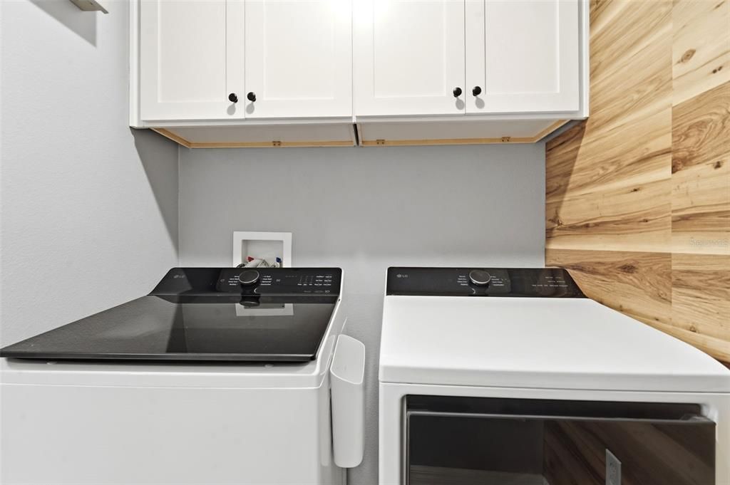For Sale: $380,000 (4 beds, 2 baths, 1865 Square Feet)