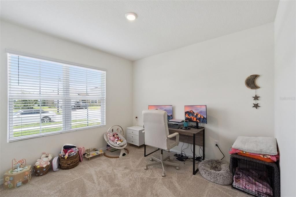 For Sale: $355,500 (4 beds, 2 baths, 1830 Square Feet)