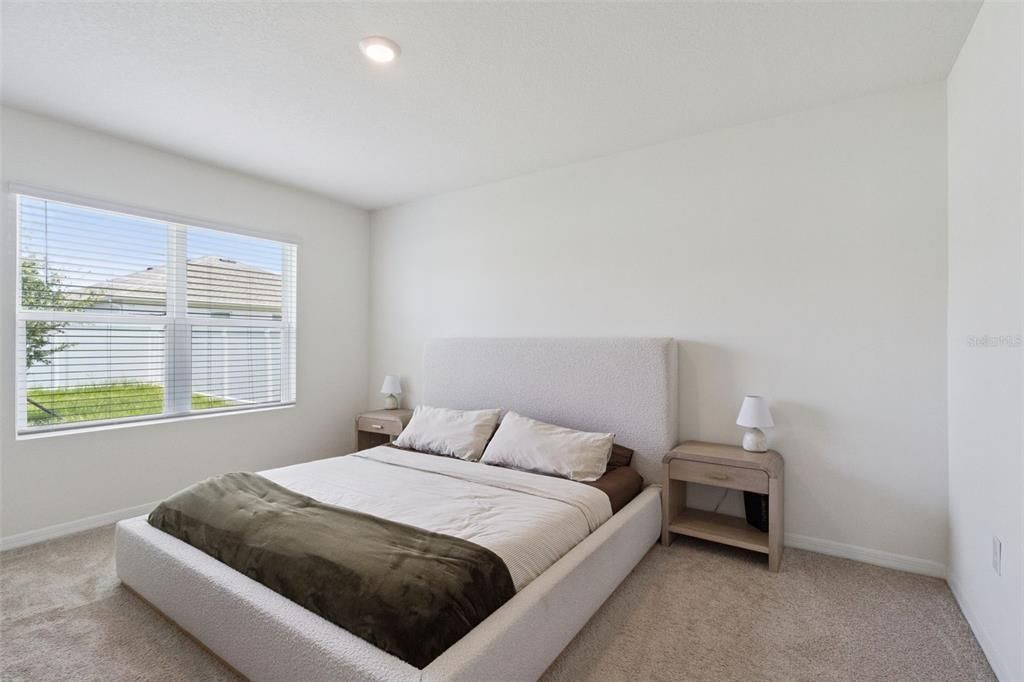 For Sale: $355,500 (4 beds, 2 baths, 1830 Square Feet)