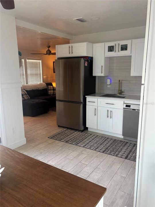 For Sale: $239,000 (1 beds, 1 baths, 478 Square Feet)
