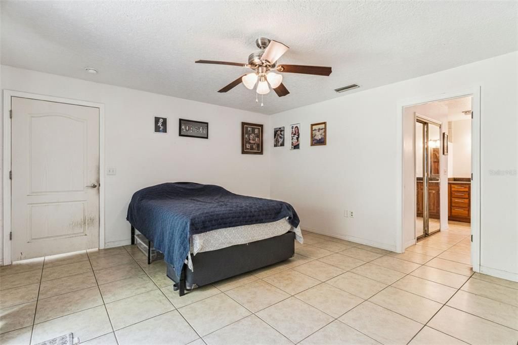 For Sale: $630,000 (3 beds, 2 baths, 2108 Square Feet)