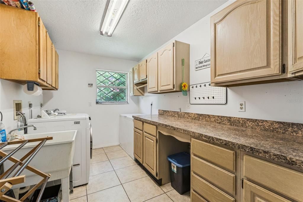 For Sale: $630,000 (3 beds, 2 baths, 2108 Square Feet)