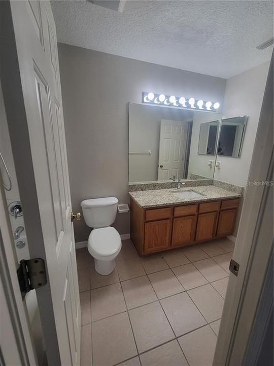 : $1,895 (2 спален, 1 ванн, 1142 Квадратных фут)