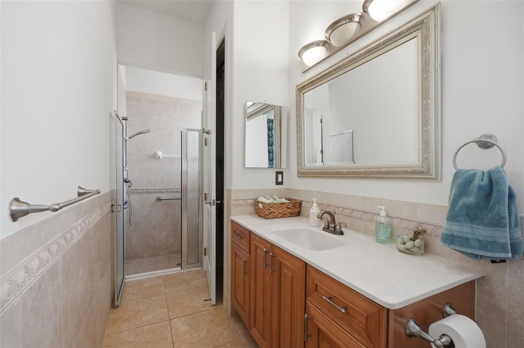 For Sale: $1,350,000 (3 beds, 3 baths, 3676 Square Feet)