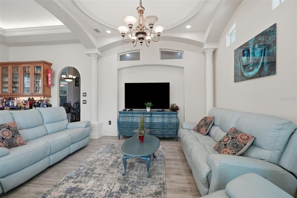 For Sale: $1,350,000 (3 beds, 3 baths, 3676 Square Feet)