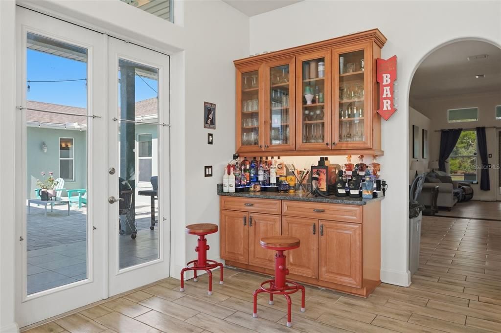 For Sale: $1,350,000 (3 beds, 3 baths, 3676 Square Feet)