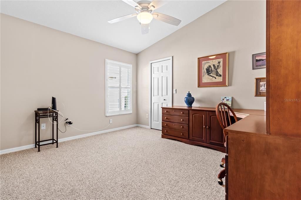 For Sale: $219,000 (2 beds, 2 baths, 1280 Square Feet)