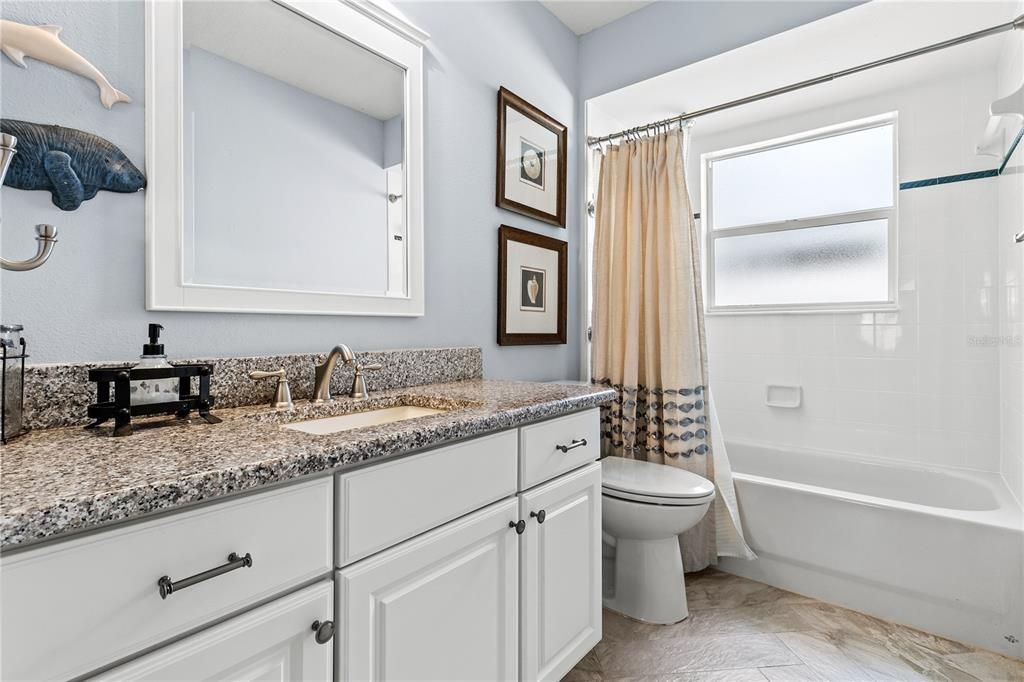 For Sale: $219,000 (2 beds, 2 baths, 1280 Square Feet)