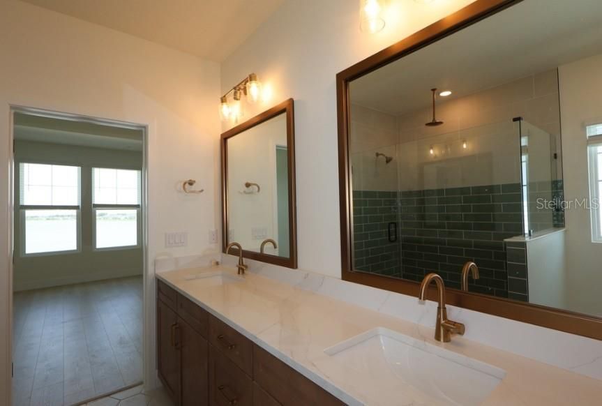 Active With Contract: $909,990 (3 beds, 3 baths, 2355 Square Feet)