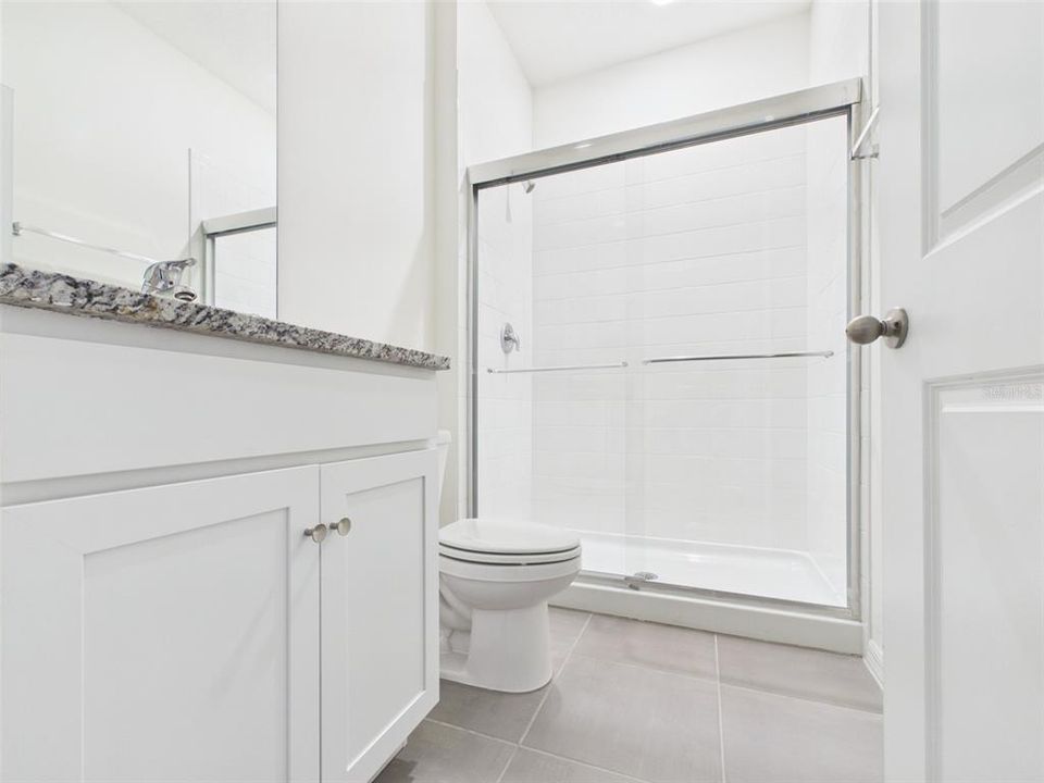 En Venta: $575,000 (5 camas, 4 baños, 4070 Pies cuadrados)
