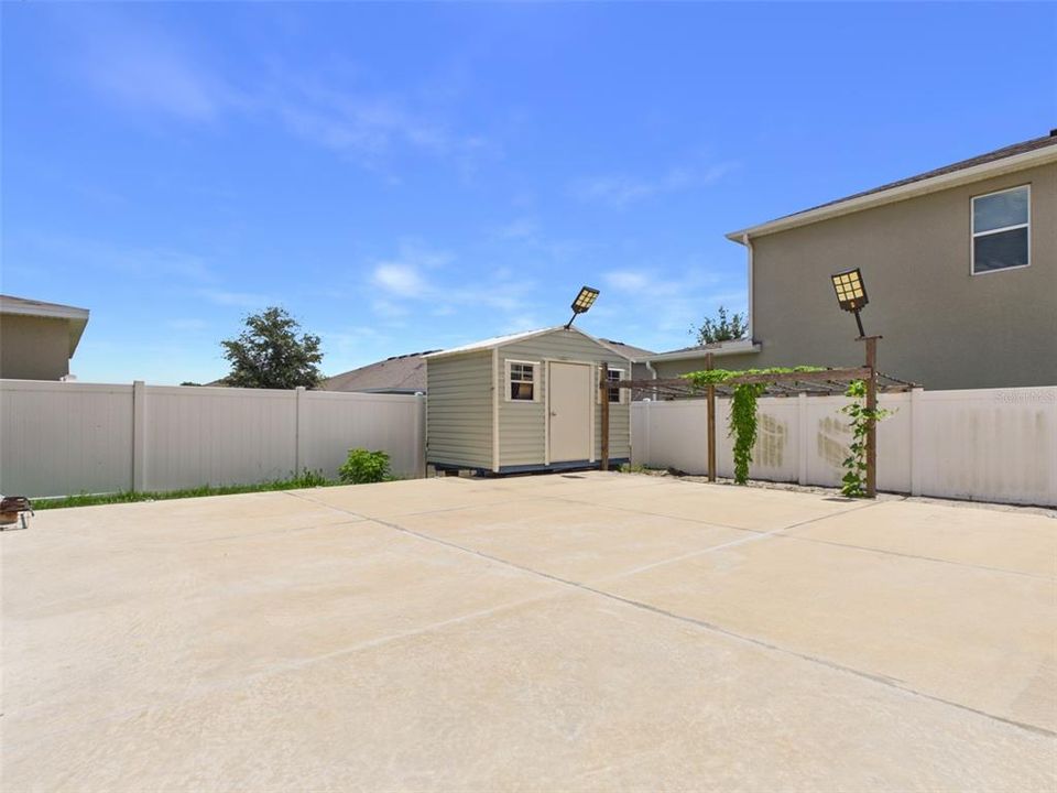 En Venta: $575,000 (5 camas, 4 baños, 4070 Pies cuadrados)