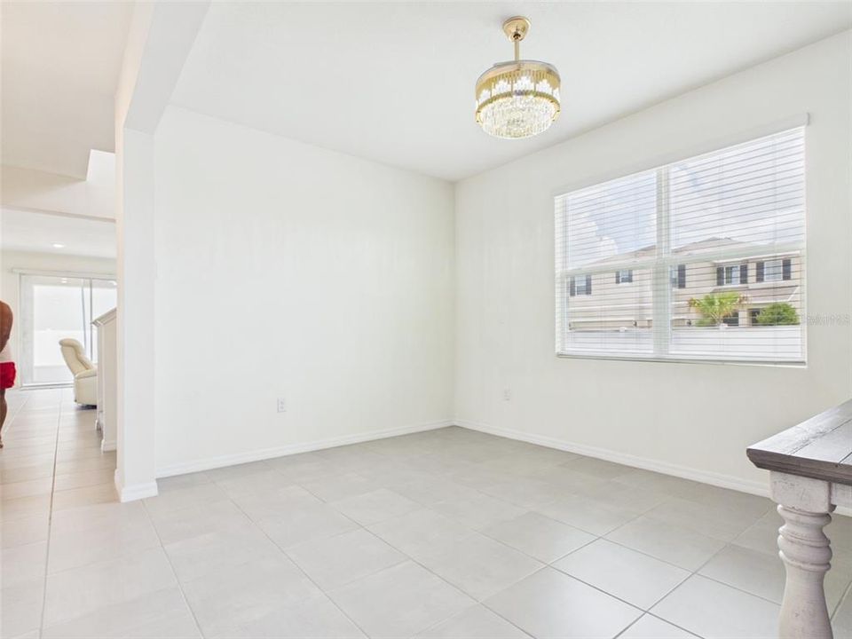 En Venta: $575,000 (5 camas, 4 baños, 4070 Pies cuadrados)