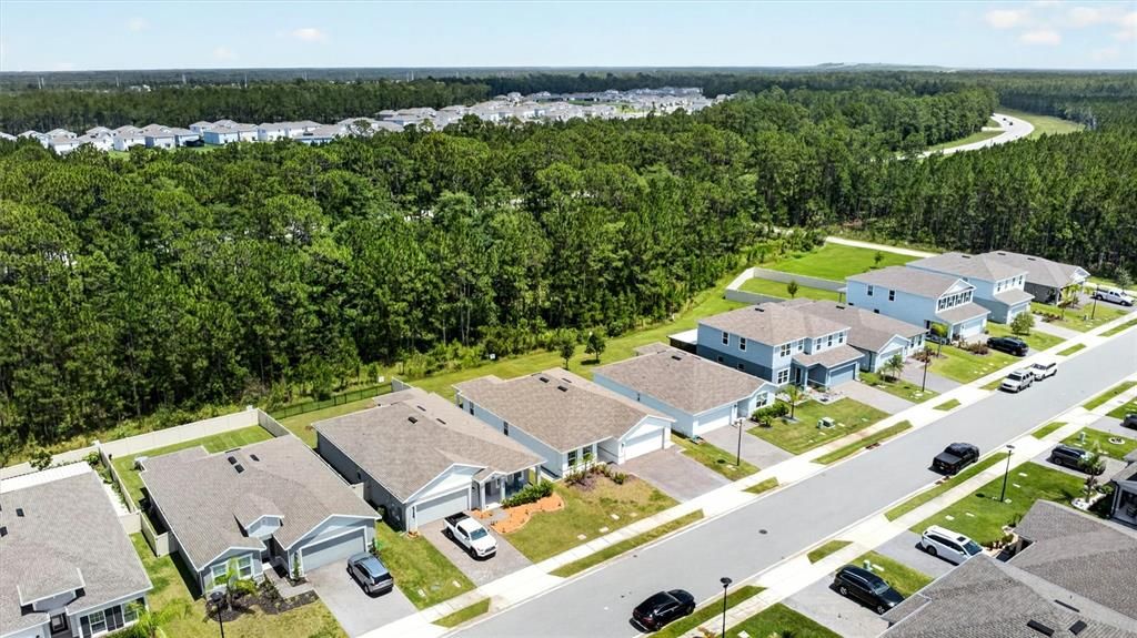 На продажу: $359,900 (4 спален, 2 ванн, 1808 Квадратных фут)