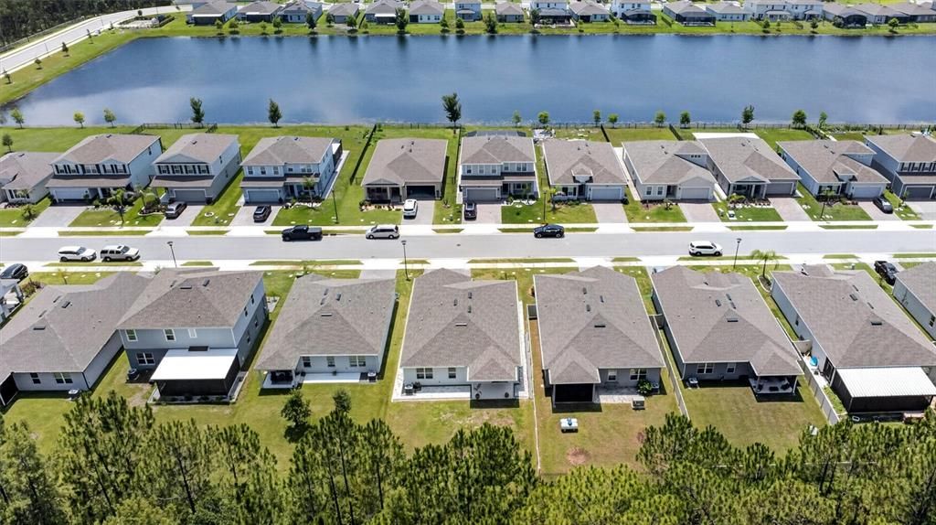 На продажу: $359,900 (4 спален, 2 ванн, 1808 Квадратных фут)