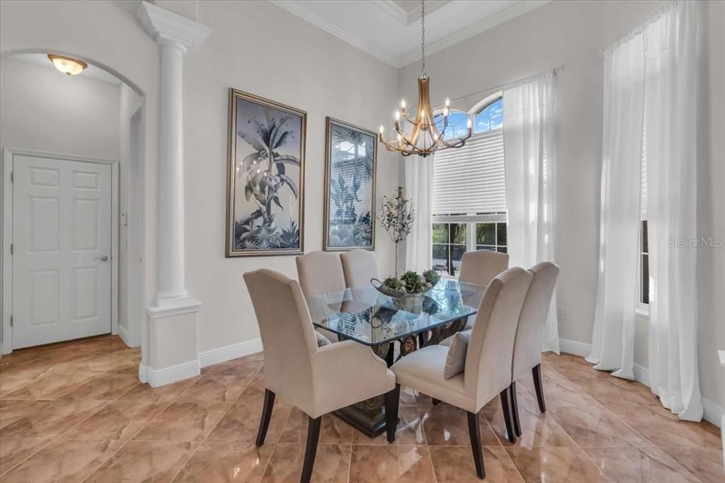 На продажу: $499,900 (3 спален, 3 ванн, 2292 Квадратных фут)
