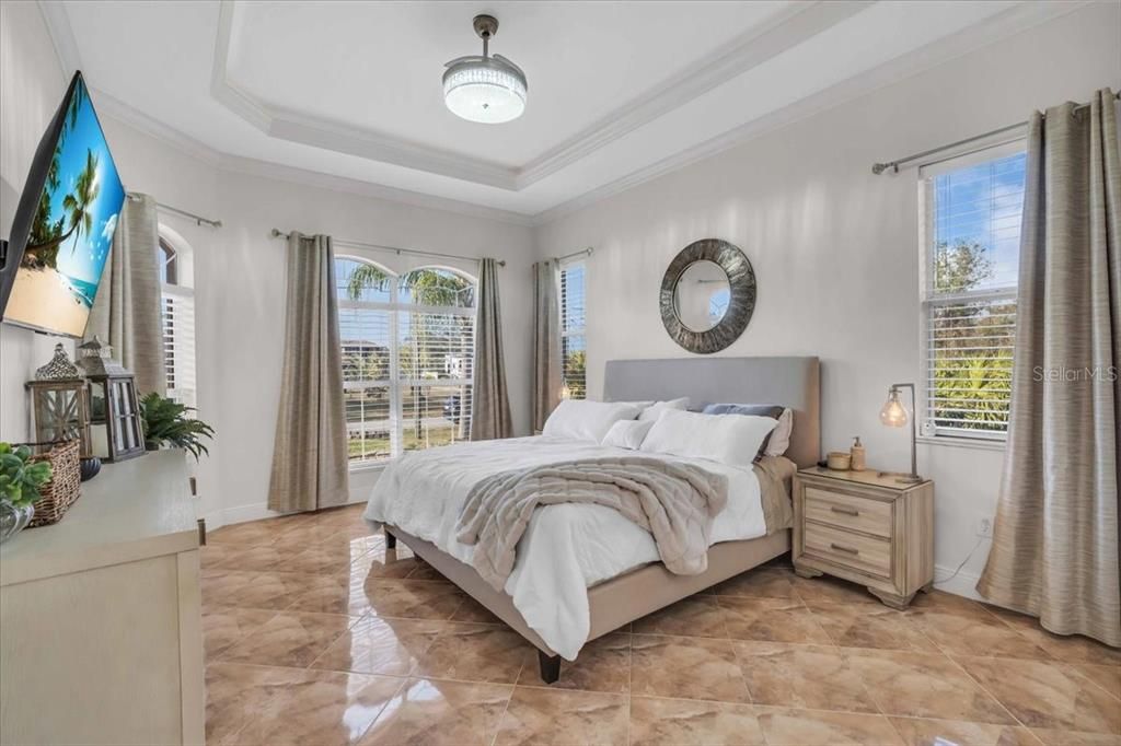 На продажу: $499,900 (3 спален, 3 ванн, 2292 Квадратных фут)