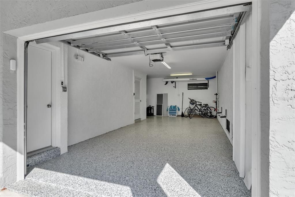 На продажу: $599,900 (2 спален, 2 ванн, 1440 Квадратных фут)
