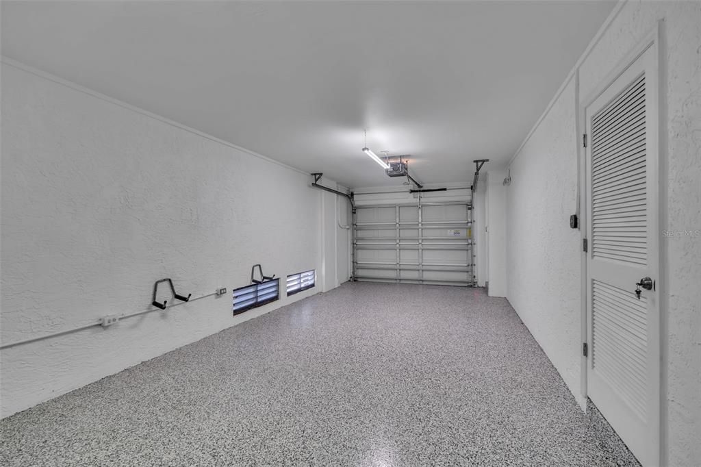 На продажу: $599,900 (2 спален, 2 ванн, 1440 Квадратных фут)