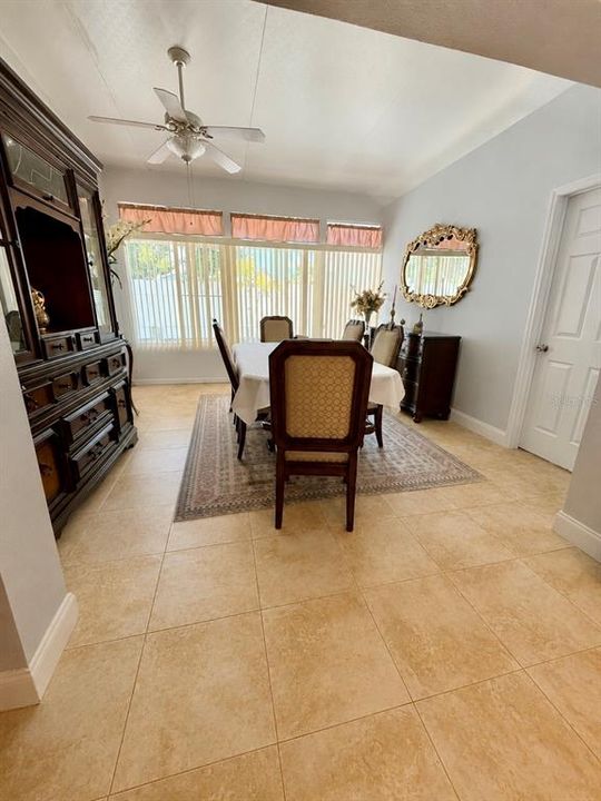 For Sale: $469,900 (3 beds, 2 baths, 1660 Square Feet)