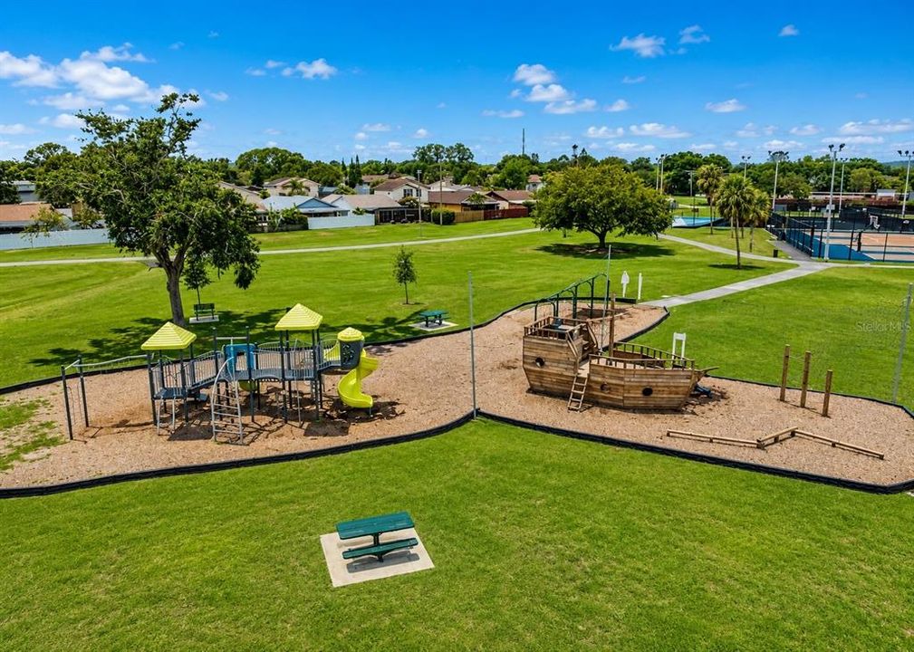 For Sale: $469,900 (3 beds, 2 baths, 1660 Square Feet)