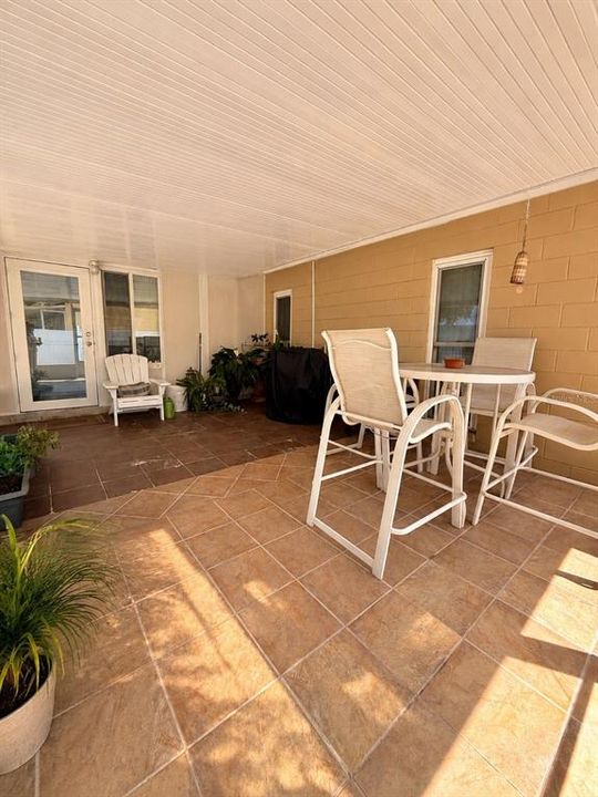For Sale: $469,900 (3 beds, 2 baths, 1660 Square Feet)