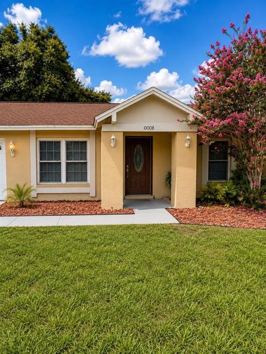 For Sale: $469,900 (3 beds, 2 baths, 1660 Square Feet)