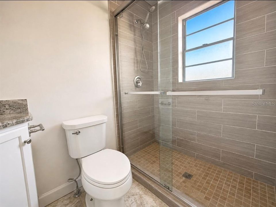На продажу: $335,000 (3 спален, 2 ванн, 1491 Квадратных фут)