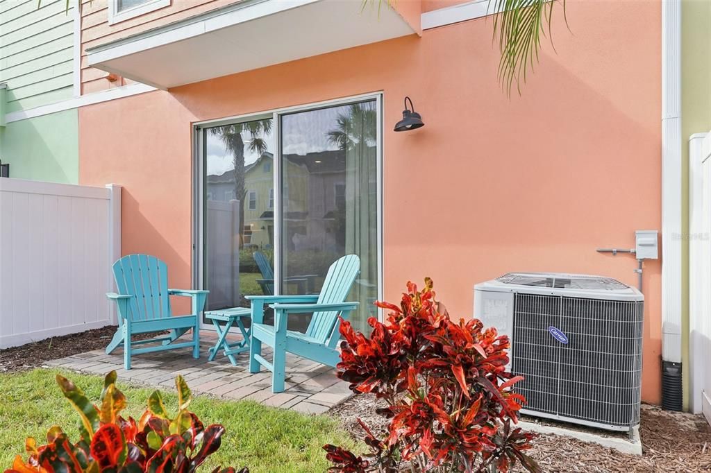 En Venta: $425,000 (3 camas, 3 baños, 1545 Pies cuadrados)