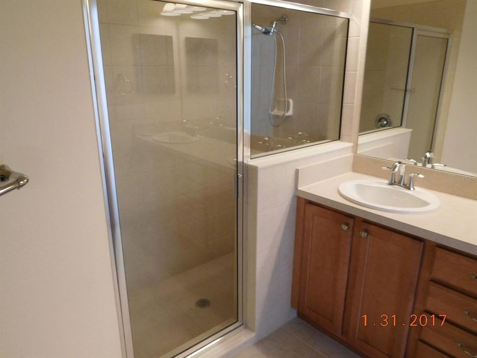 For Rent: $2,000 (2 beds, 2 baths, 1477 Square Feet)