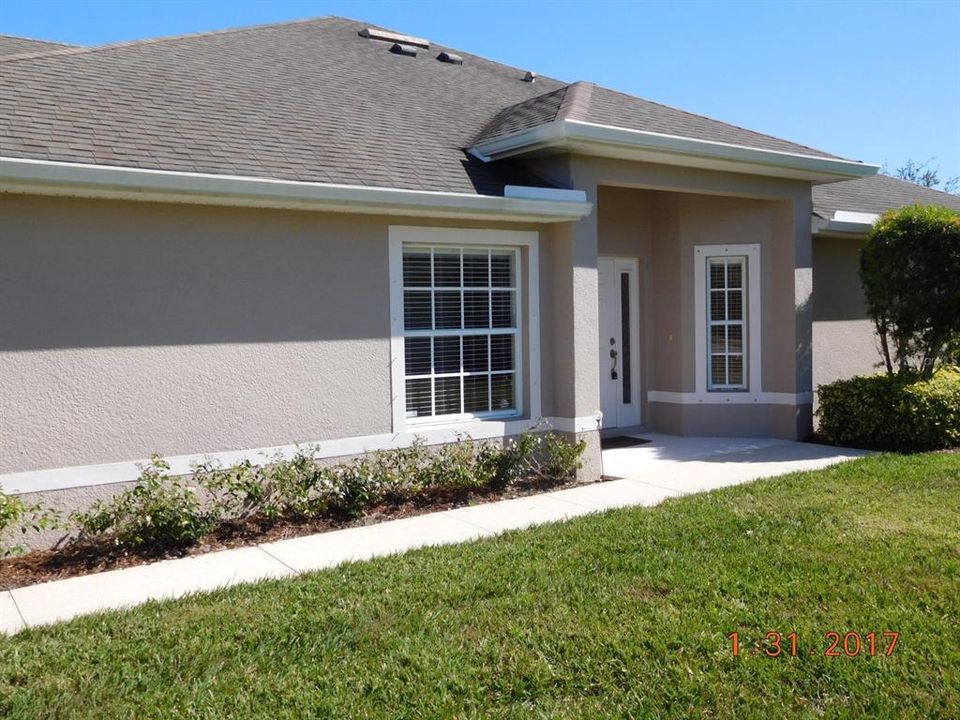 For Rent: $2,000 (2 beds, 2 baths, 1477 Square Feet)