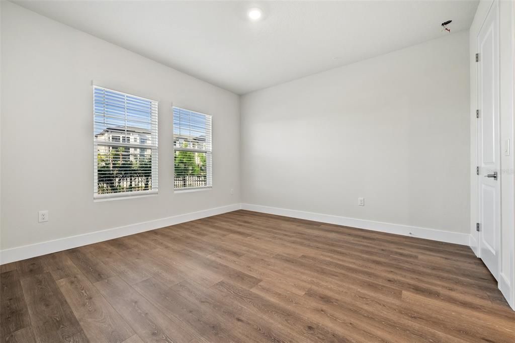 В аренду: $4,300 (3 спален, 3 ванн, 2334 Квадратных фут)