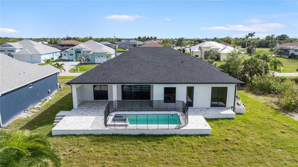 На продажу: $449,995 (3 спален, 2 ванн, 1985 Квадратных фут)