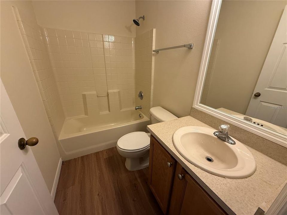 В аренду: $1,700 (3 спален, 2 ванн, 1362 Квадратных фут)