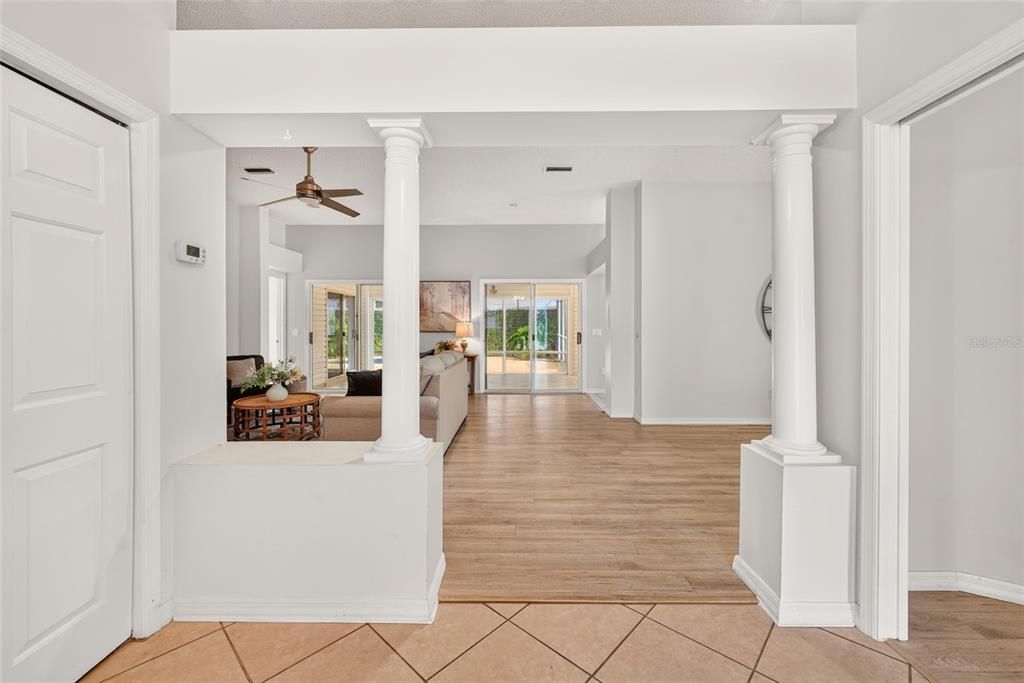 En Venta: $399,000 (2 camas, 2 baños, 1602 Pies cuadrados)