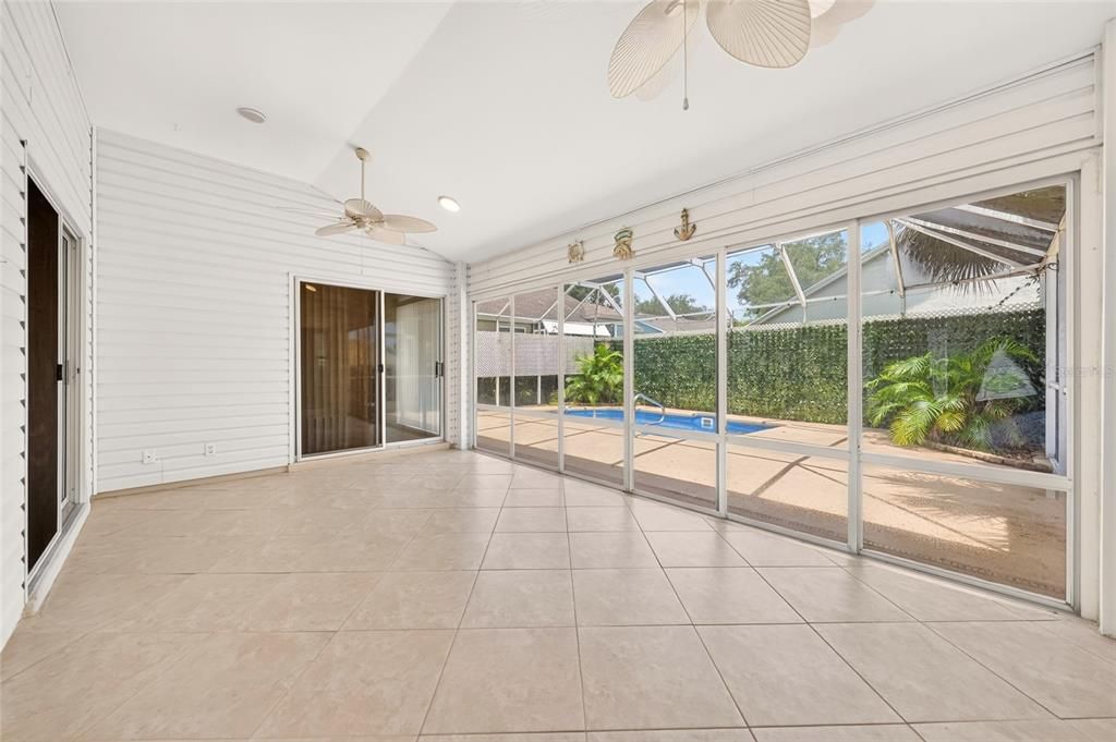 En Venta: $399,000 (2 camas, 2 baños, 1602 Pies cuadrados)