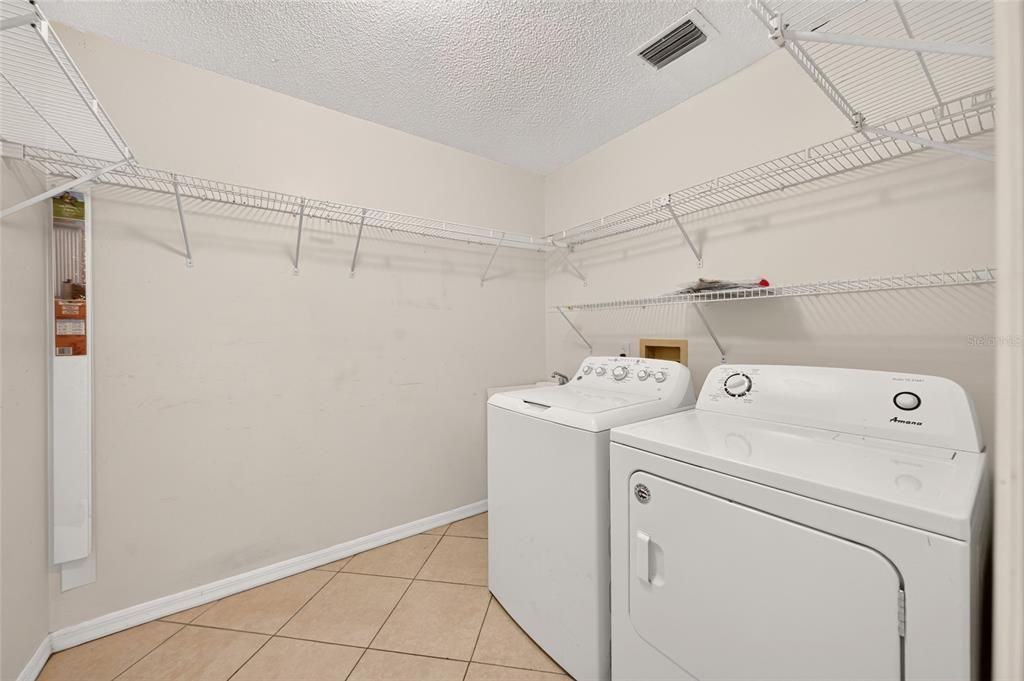 En Venta: $399,000 (2 camas, 2 baños, 1602 Pies cuadrados)