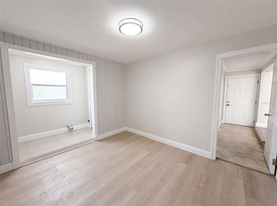 For Sale: $289,000 (3 beds, 1 baths, 1066 Square Feet)