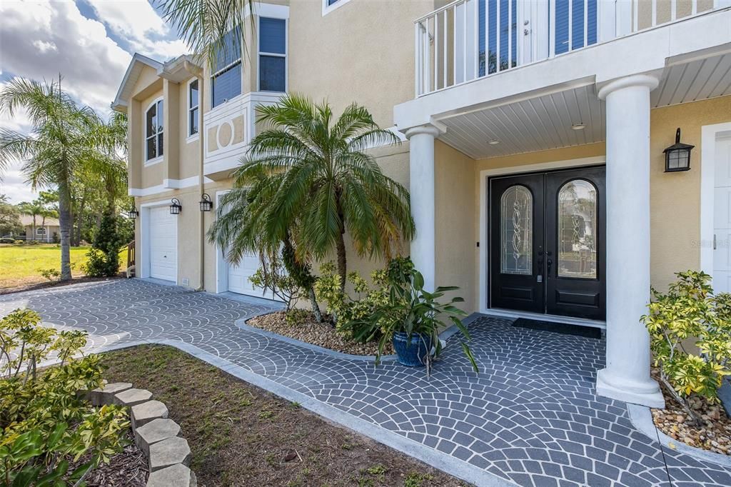 На продажу: $599,999 (3 спален, 3 ванн, 2367 Квадратных фут)