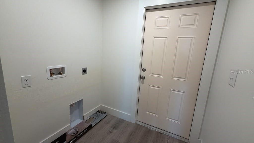 En Venta: $299,900 (3 camas, 2 baños, 1376 Pies cuadrados)