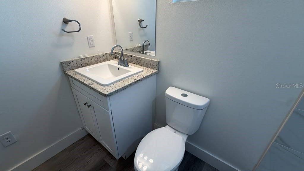 En Venta: $299,900 (3 camas, 2 baños, 1376 Pies cuadrados)