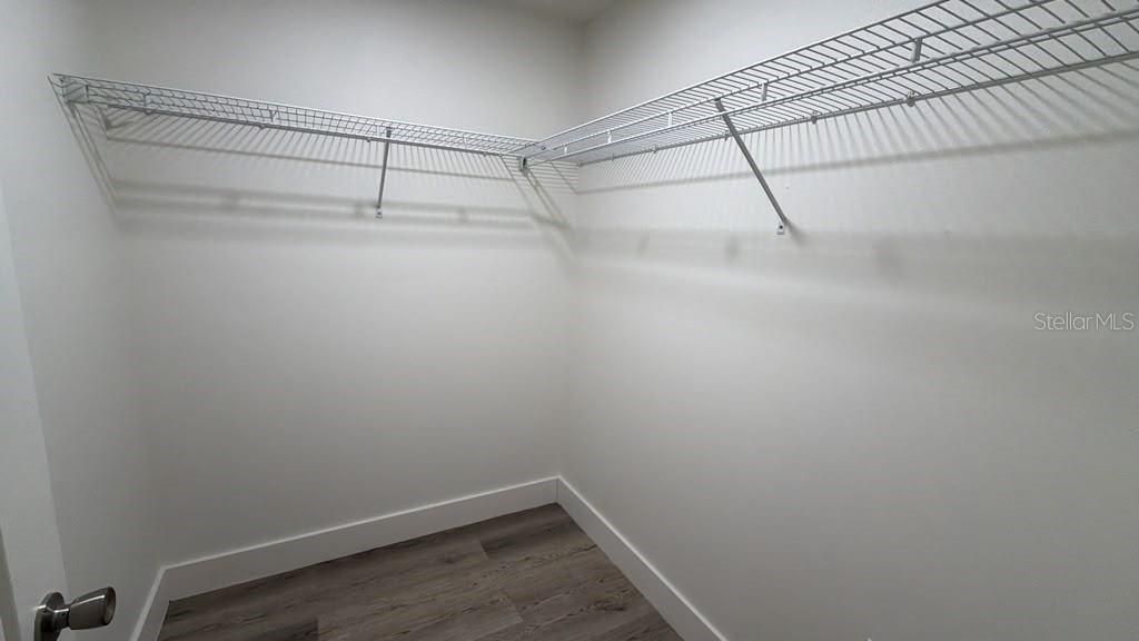 En Venta: $299,900 (3 camas, 2 baños, 1376 Pies cuadrados)