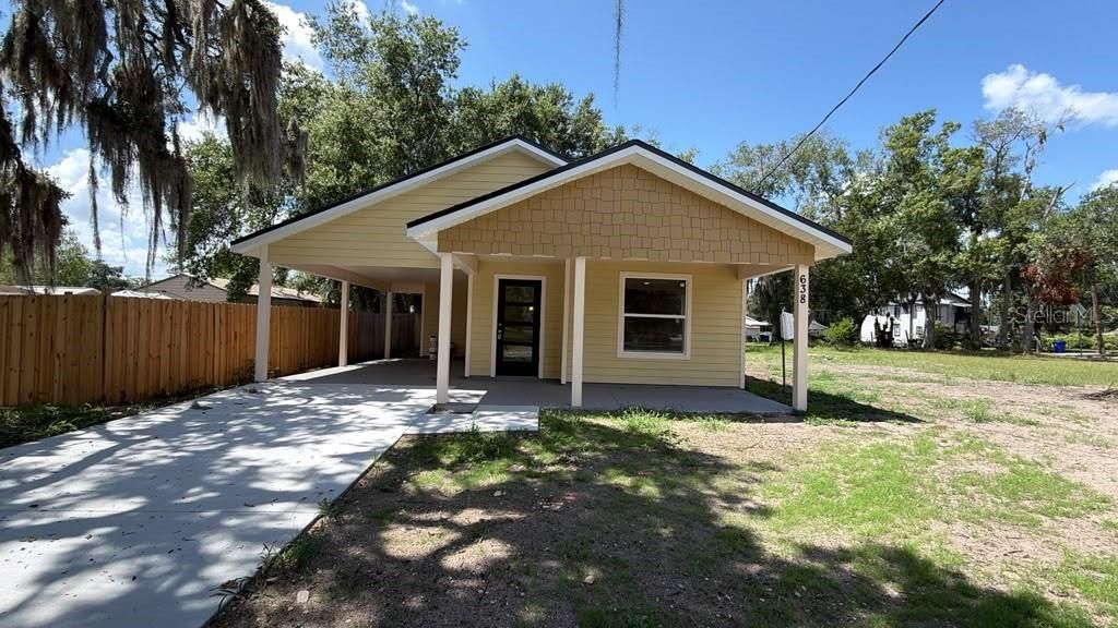 En Venta: $299,900 (3 camas, 2 baños, 1376 Pies cuadrados)